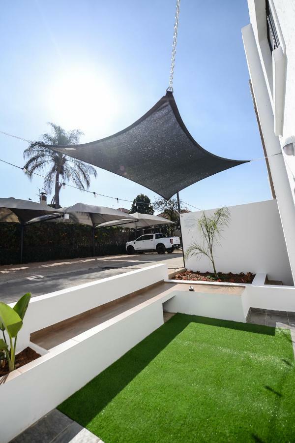 The Royal Bryanston Hotel Johannesburg Exterior foto